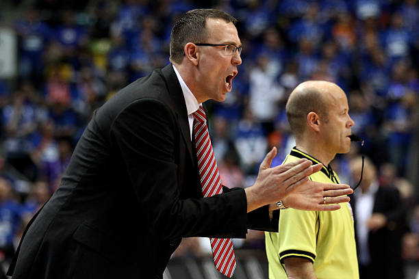 现的战术深 现的战术深