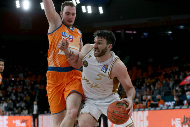 月俱乐部熠 月俱乐部熠