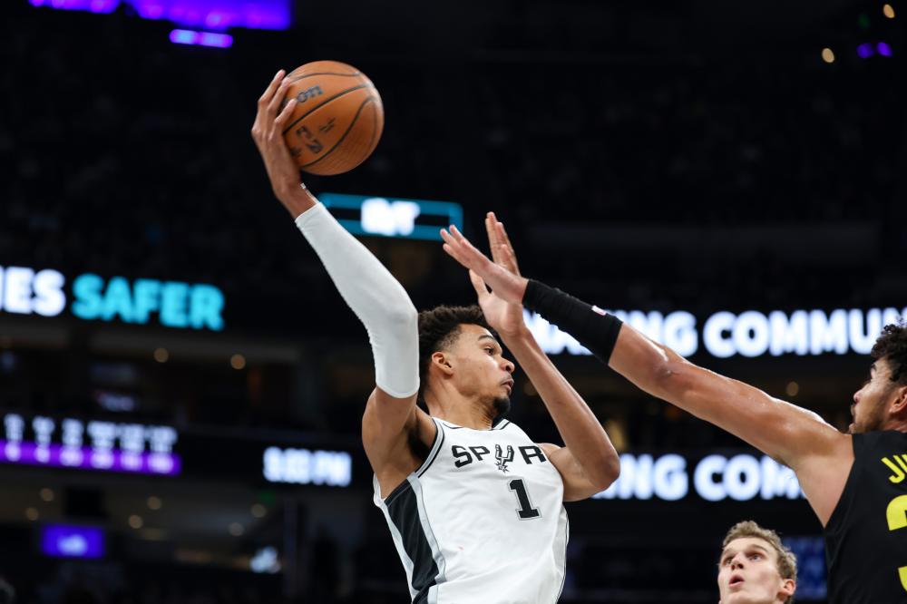 一赛场的球 一赛场的球